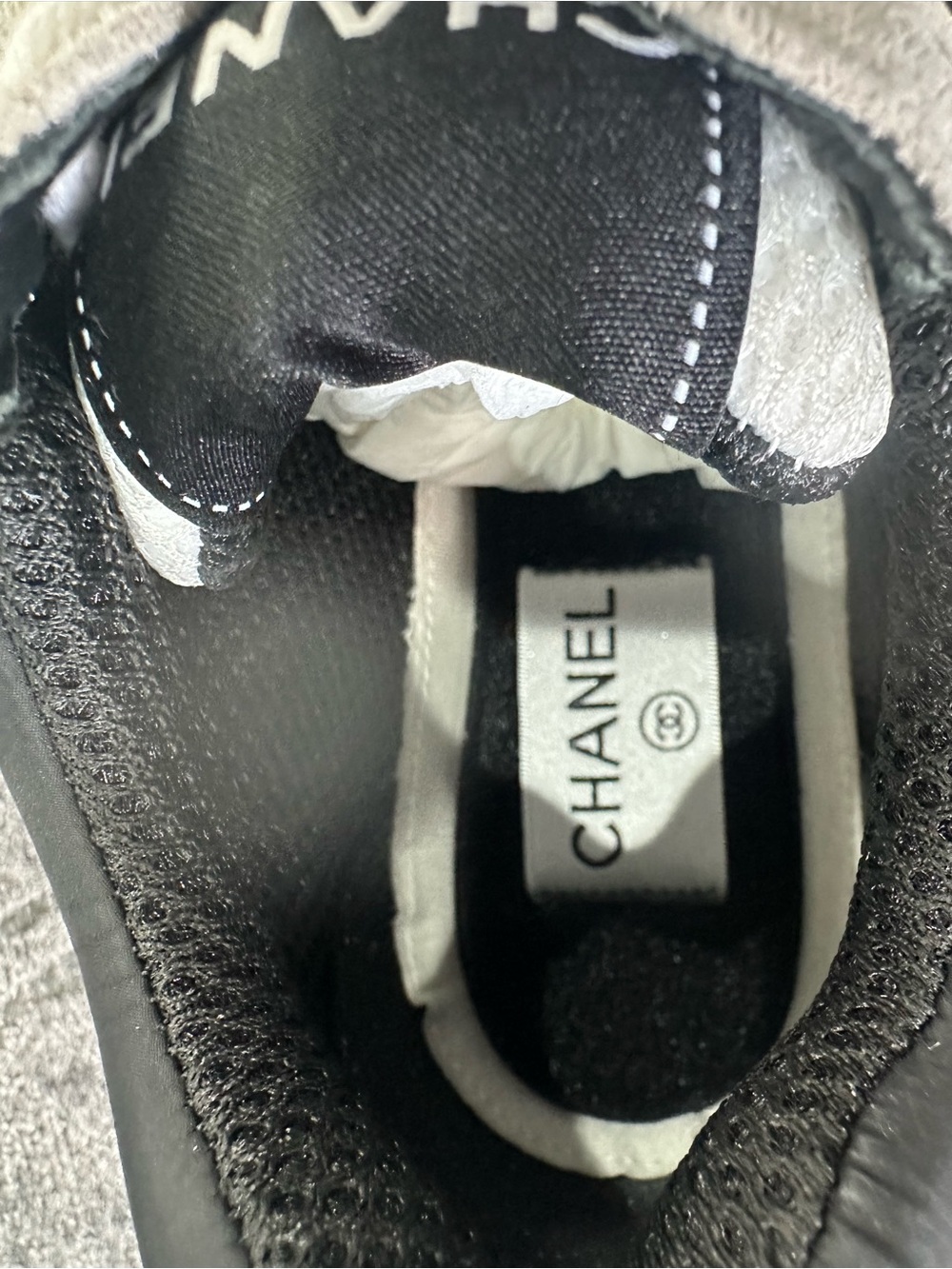 Chanel Low Top Trainer Suede Size 7 - Picture 5 of 9